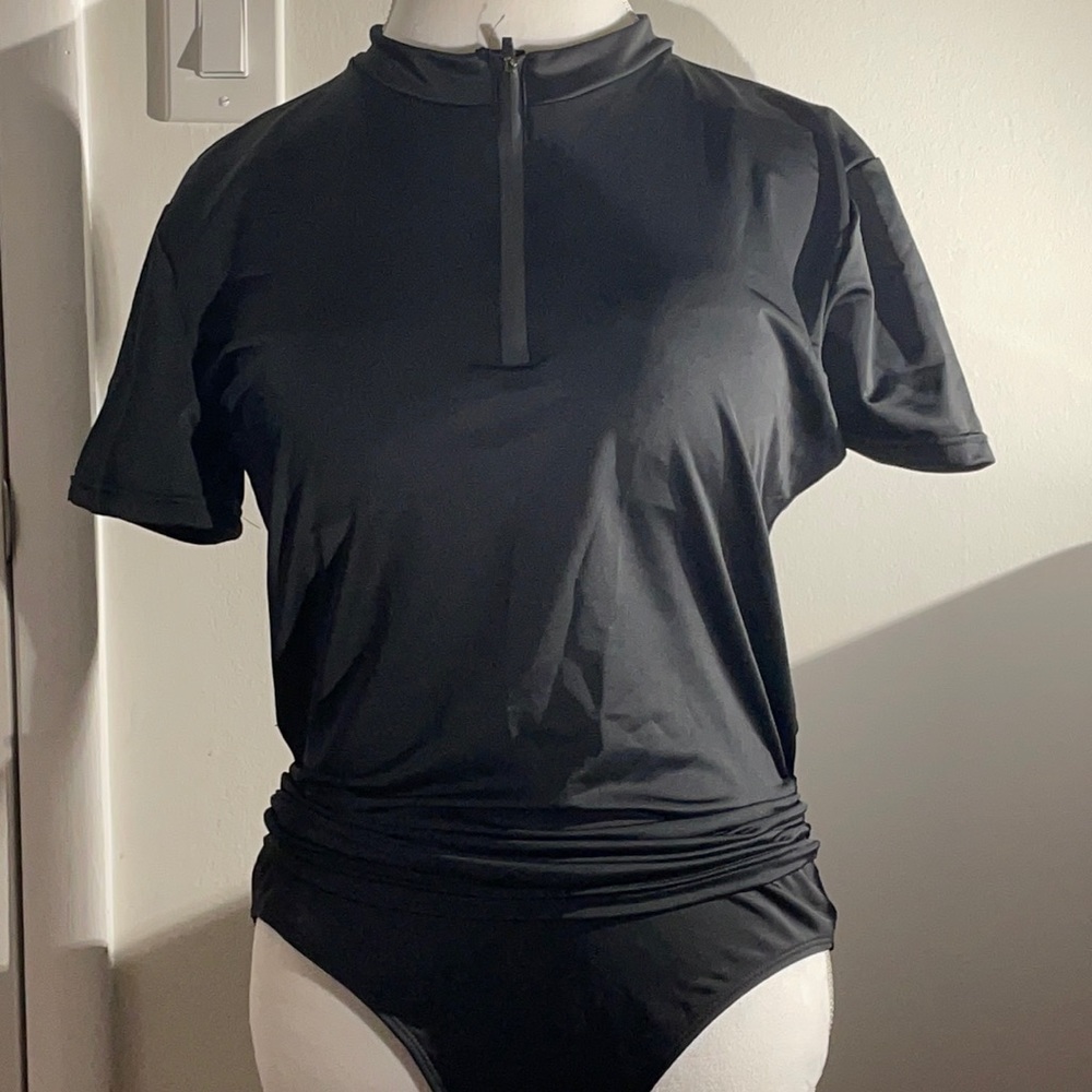 Zip up 2 piece swim suit
